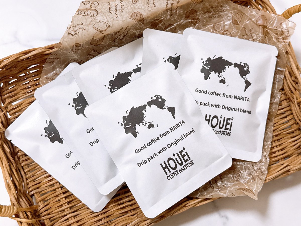 sarichanman26's tweet photo. PR @houeicoffee #houeicoffee 

HOUEI COFFEEオリジナルドリップパック

ブラジル、コロンビア
グアテマラのブレンド珈琲⟡.*

苦みと酸味のバランスがとれて
コクと珈琲の旨みを感じる
飲みやすい珈琲です☕️

焙煎具合はハイローストで
ブラックで飲む旦那が大絶賛❣️

おうちカフェが楽しくなるꕀ⋆ https://t.co/QbVClEK0Nh