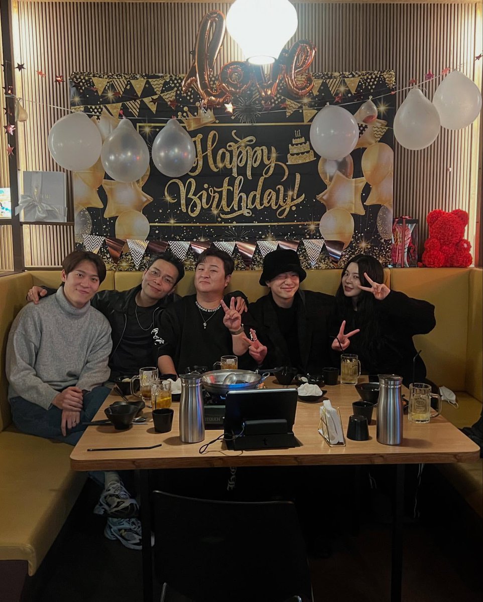 monochromist_W's tweet photo. 슈스케2 멤버들🥹🥹 https://t.co/KnBnyWv8u8