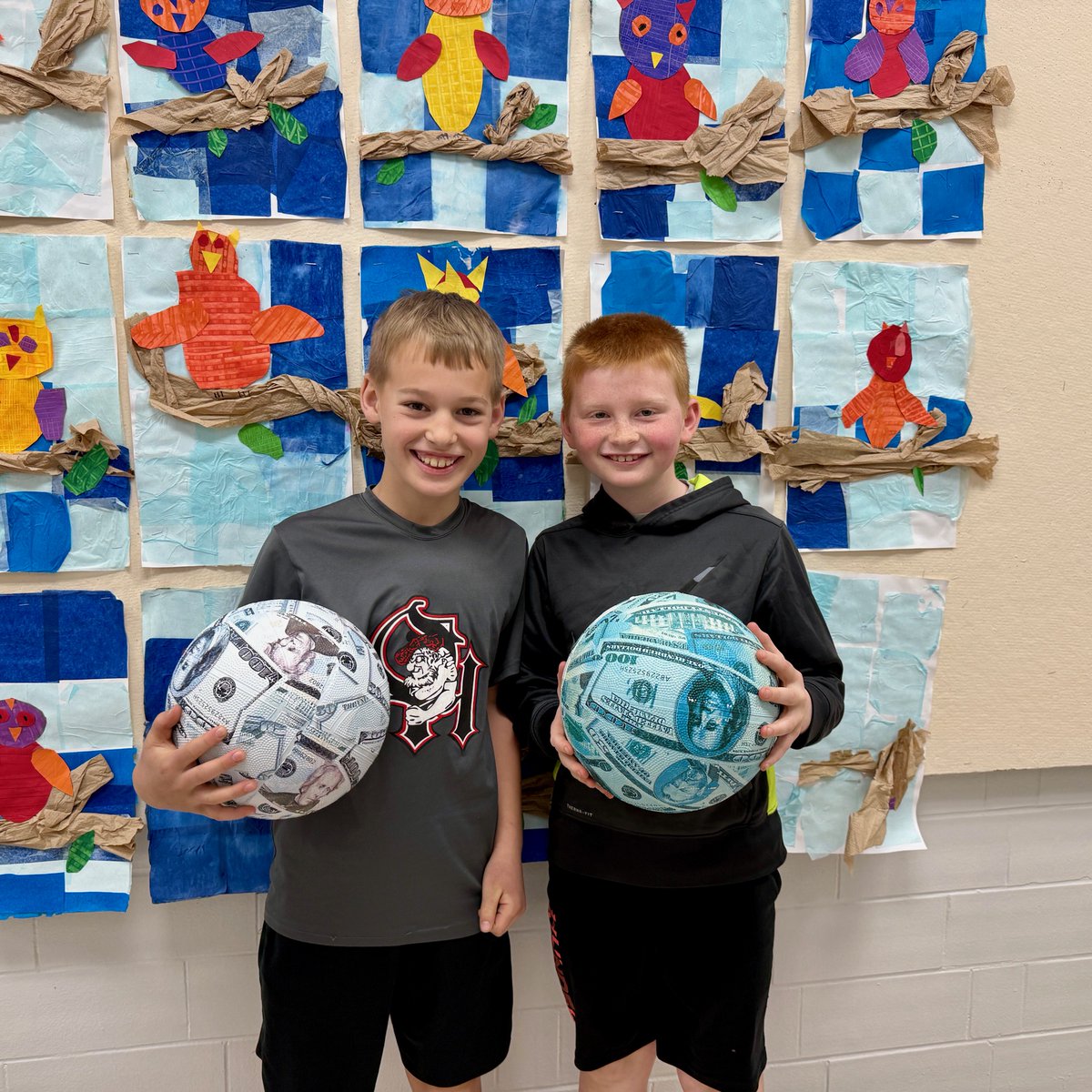 Thursday was a great day at Springmyer Elementary on the west side of Cincinnati! We teamed up with an amazing group of PTA parents—Tori, Julie, Jen, Megan, Erin, Jessica, and Jordan—to bring the Susan Sargen Student Enterprise Program (StEP) store to students in grades 2-5.