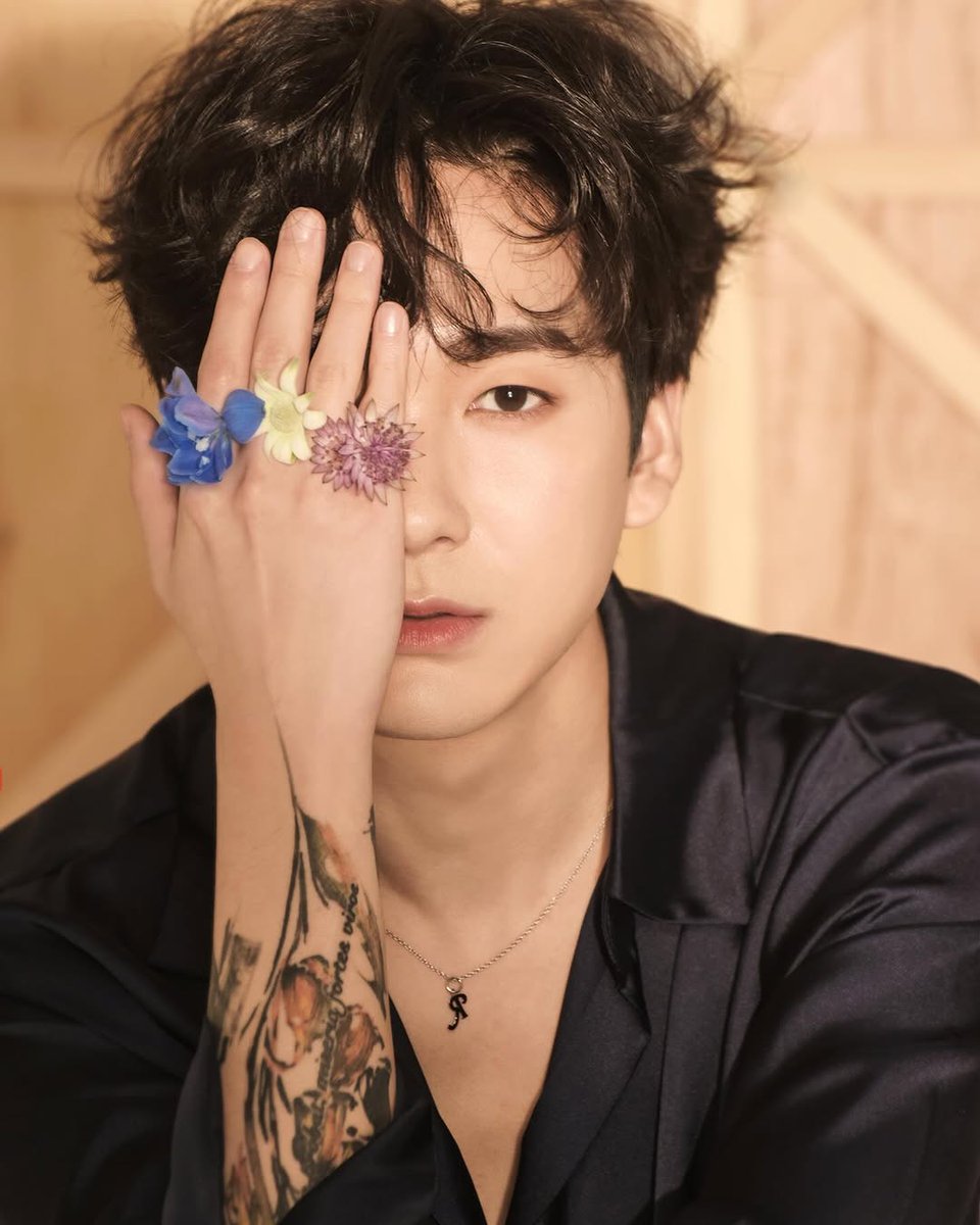 aaronkwakPH's tweet photo. [INSTAGRAM]
13th year of debut.
Thank you and thank you again.

#NUEST #뉴이스트 @realaaronkwak
#아론 #곽아론 #AARON #ARON https://t.co/iiaGirvAW6