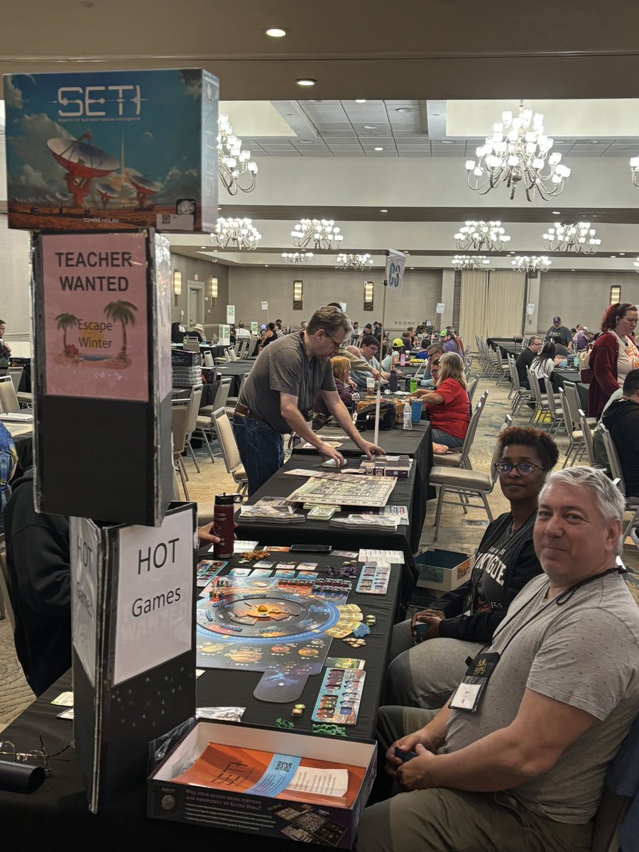 Escape Winter Con tweet media