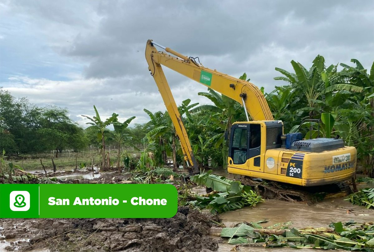 Leoorlandoa's tweet photo. Seguimos combatiendo juntos el invierno, nuestro equipo sigue desplegado en distintos cantones cuidando de las familias manabitas

📍Tosagua
✅ Retiro de palizada en el Río Carrizal a la altura del puente Larrea

📍Chone
✅ Reconformación de muro de contención en el sitio La Playita, de la parroquia San Antonio
✅ Retiro de palizada en el puente de ingreso a la Comunidad Badeal de la parroquia San Antonio
✅ Colocación de piedra escollera en márgenes del río Garrapata en El Guabal

1/2