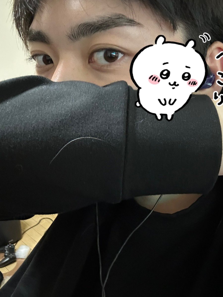 Subharaa's tweet photo. 眉毛サロン痛すぎて涙流してた🫠 https://t.co/5iuse0usxh