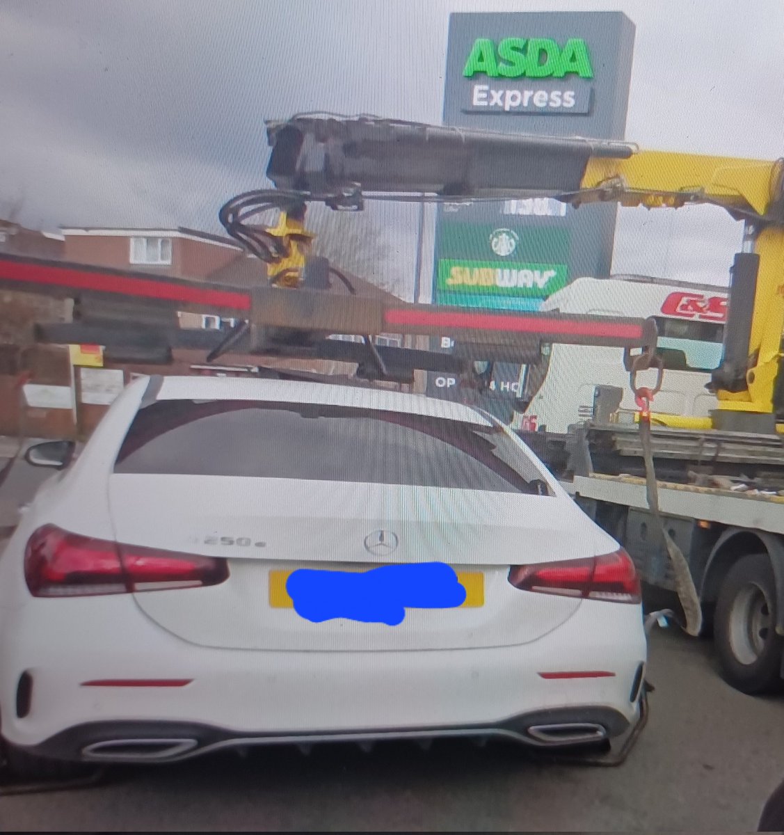 MPSCanons's tweet photo. NO INSURANCE,  NO CAR!!!
BELMONT CIRCLE, HA3
@MPSStanmorePark 
@MPSHatchEnd https://t.co/7c4dAsTOoq