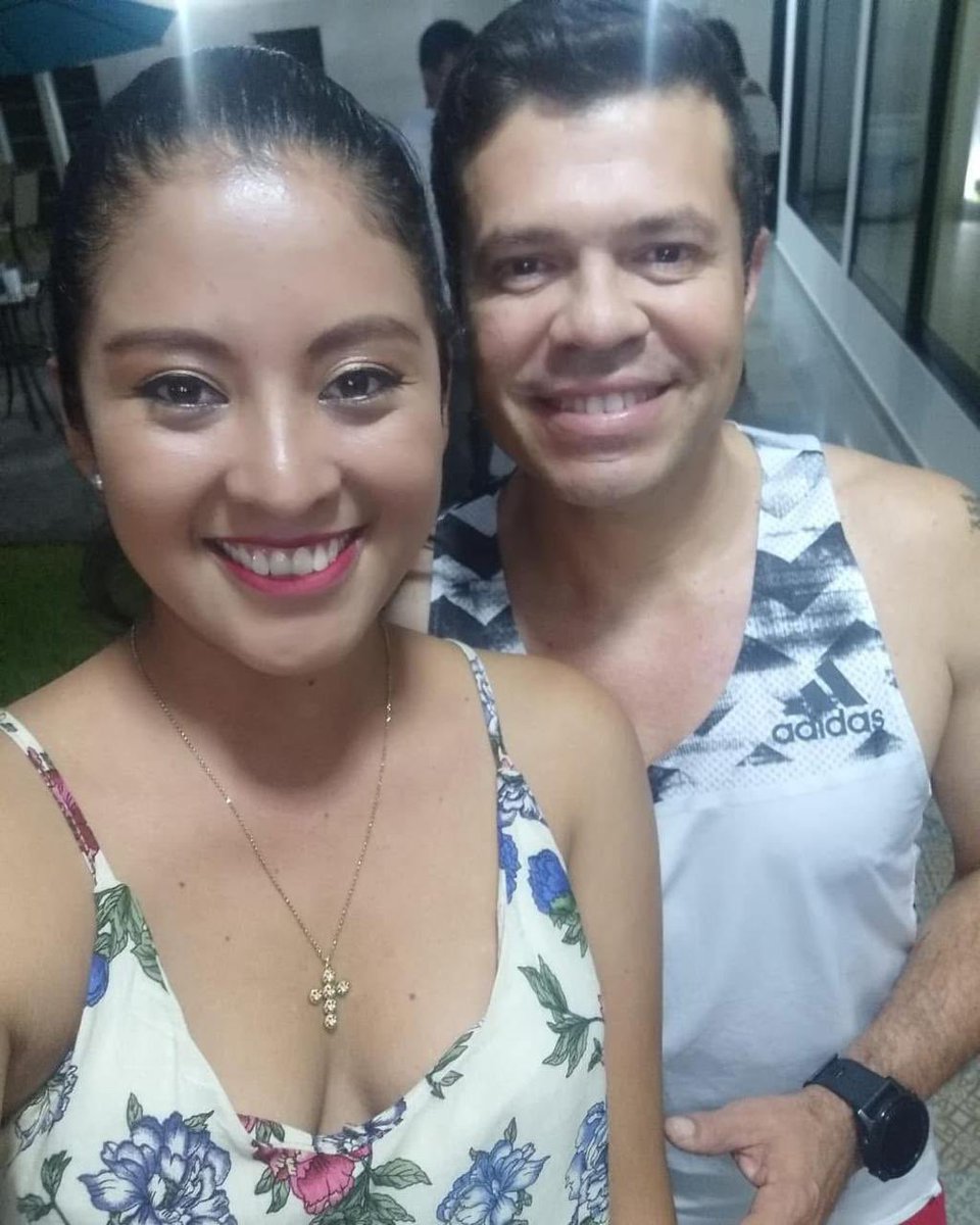 Paola_DM95's tweet photo. Es viernes y hoy ando como @j_medina37  ¡AL 100 Y PASADITO! 😎🤩 https://t.co/7jAirW5L3T