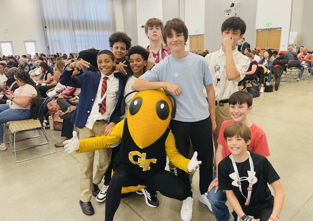 🚀🏆 Huge congratulations to our incredible Sutton Middle School students for competing at Georgia Tech’s Inventure competition! Their innovation and dedication have earned them a spot at the NATIONAL competition! 🎉🎖️ We are so proud! <a href="/SuttonCougars/">Sutton Cougars</a> <a href="/apsupdate/">ATL Public Schools</a> <a href="/GeorgiaTech/">Georgia Tech</a>