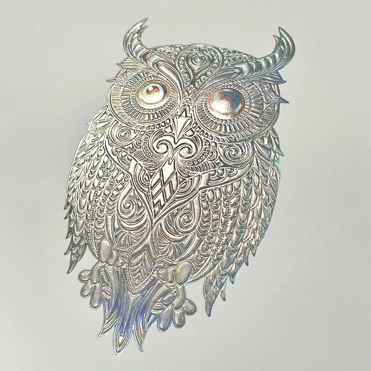 ‘Fluting’ is the process of applying foil and emboss together using a single die, in a single machine pass. Add textures and/or faceted or multi-level detail for an even more eye-catching finish. You bring the imagination, and we’ll make the die!