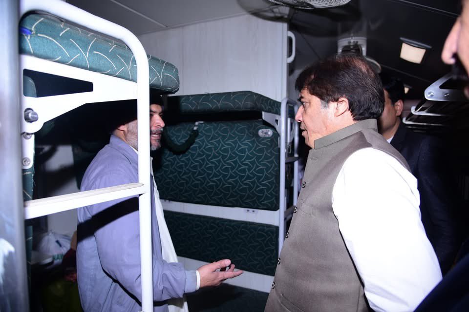 Muhammad Hanif Abbasi tweet media