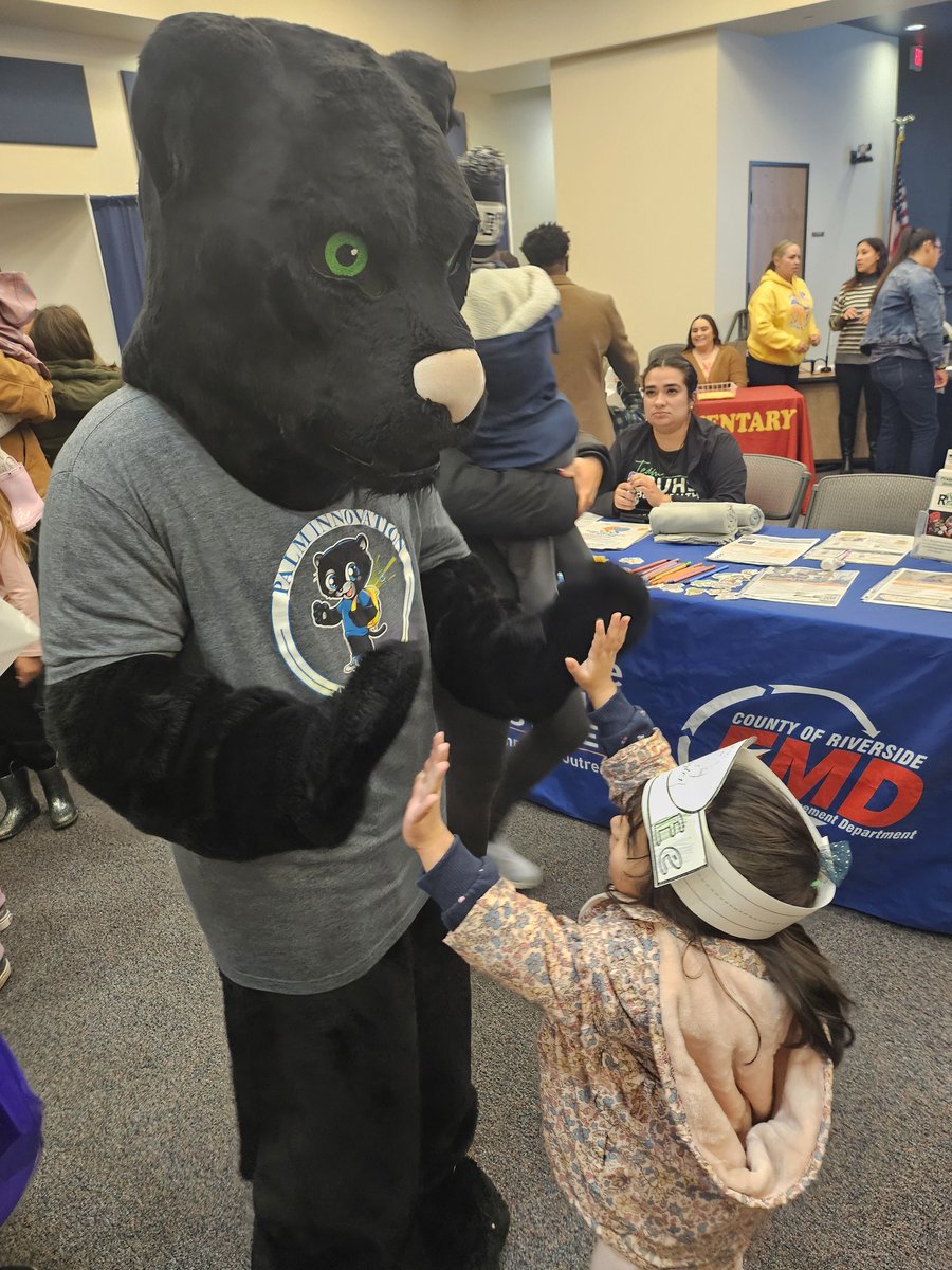 TK/Kinder Roundup <a href="/Beaumont_SD/">Beaumont Unified School District</a> last night.  Hundreds of families joined us to ask questions, talk to their school's principal and teachers, interact with district resources and more!  What a great event!
