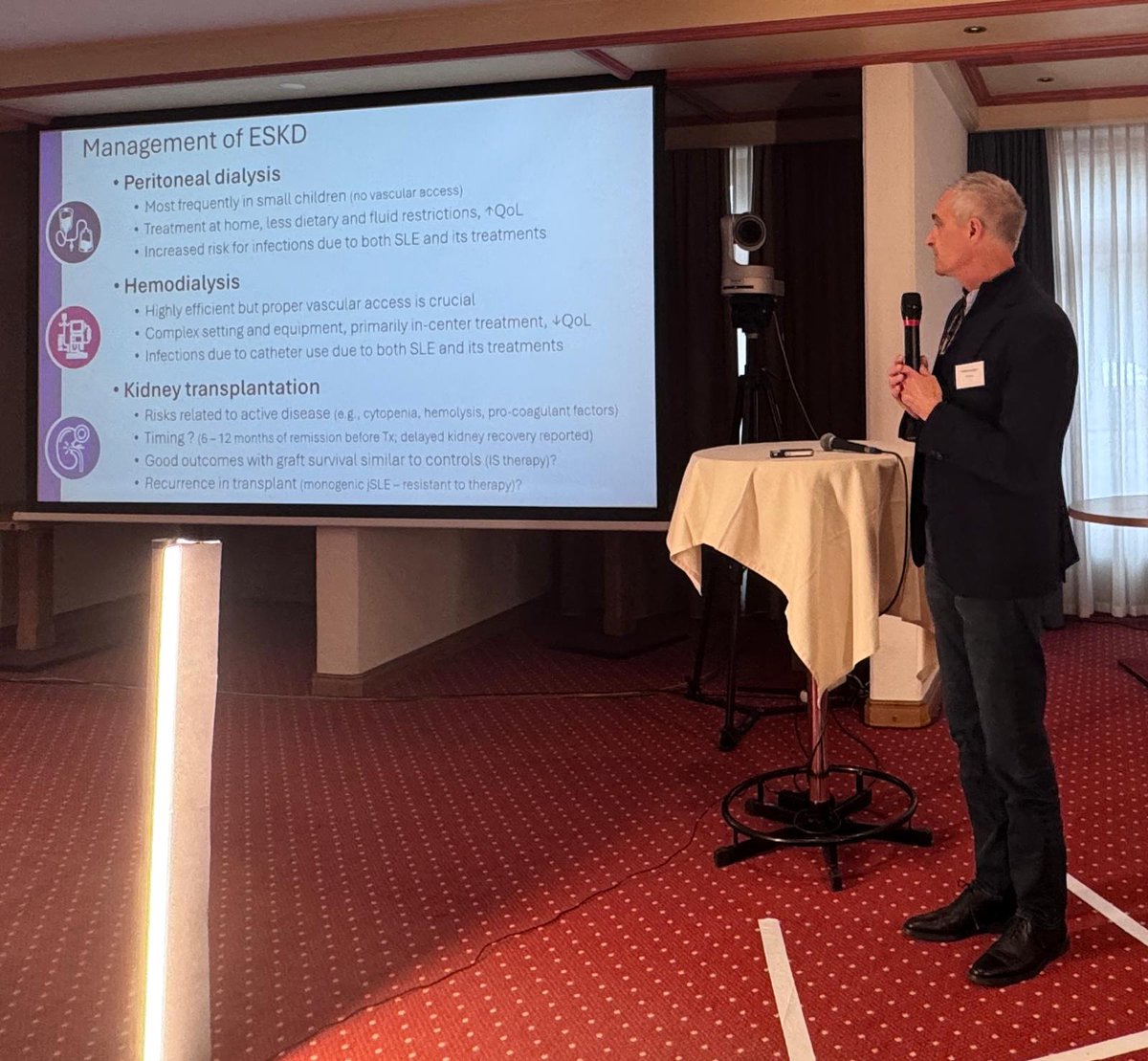 Prof Novljan provoded us wit a perfect overview of how to prevent the development of CKD in LN patients and what to do if this happens despite our best efforts.#JIRWinterSchool #LupusNephritis