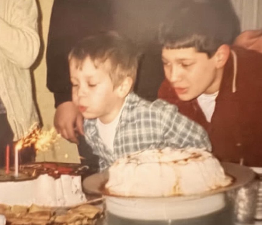 cagatay_italy_ (@laurapolettini) on Twitter photo Çağatay festeggia il compleanno di suo fratello Atalay amo l’unione e il reciproco rispetto e orgoglio che hanno uno dell’altro ♥️ Happy birthday Atalay 🫶🏻
<a href="/cagatayulusoyy/">Çağatay Ulusoy</a> ♥️ Çağatay festeggia il compleanno di suo fratello Atalay amo l’unione e il reciproco rispetto e orgoglio che hanno uno dell’altro ♥️ Happy birthday Atalay 🫶🏻
<a href="/cagatayulusoyy/">Çağatay Ulusoy</a> ♥️
