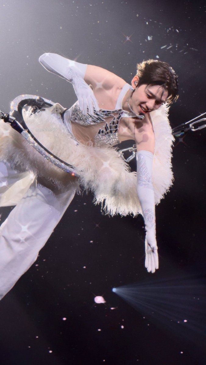 SSchechePP's tweet photo. #PPKritMyPleasureConcert
#PPKritt 
My Angel @ppkritt 
@PPKrit_Ent https://t.co/QaXmfF0url