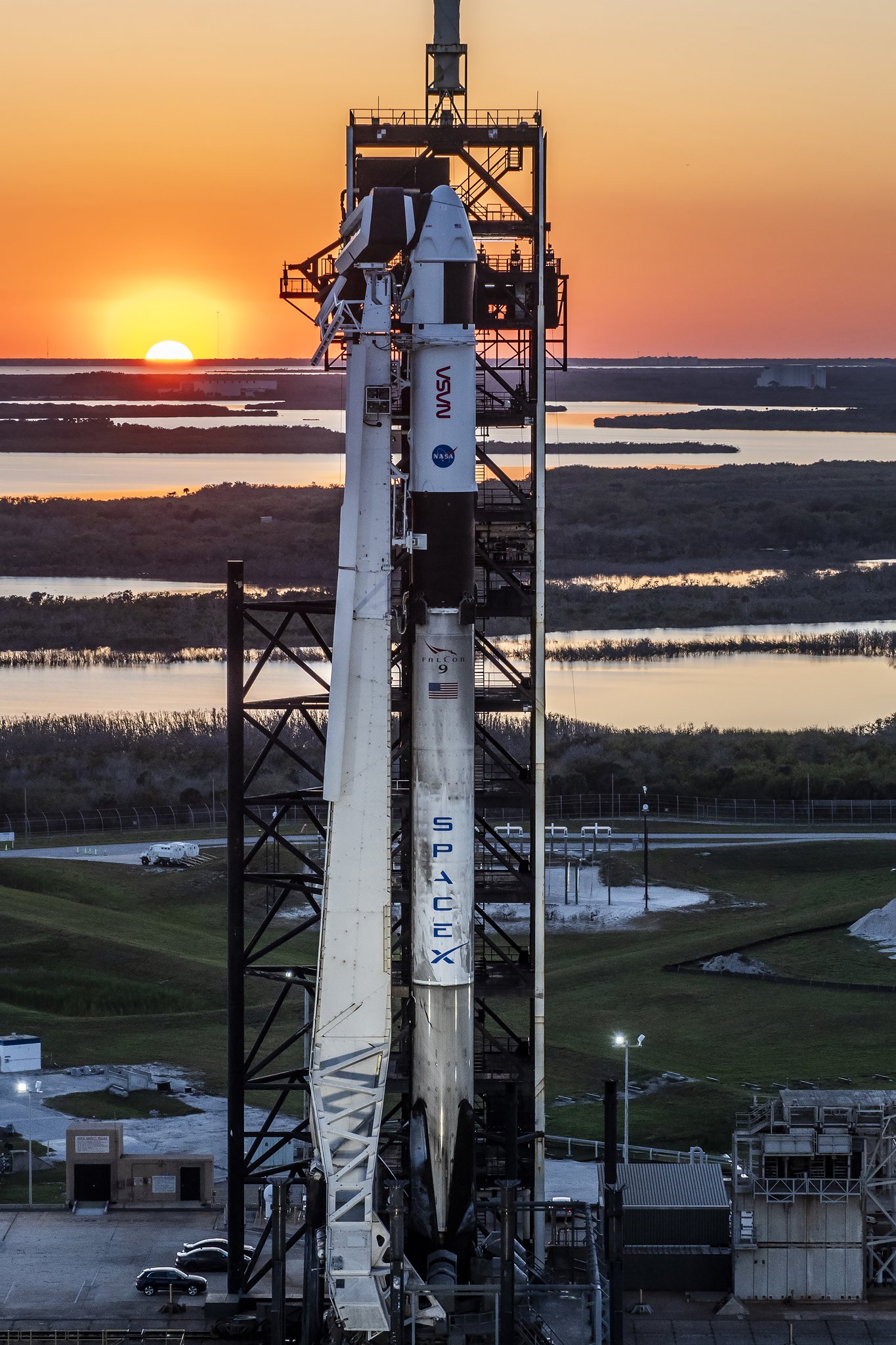4個　nasa Catalog Page for PIA16604