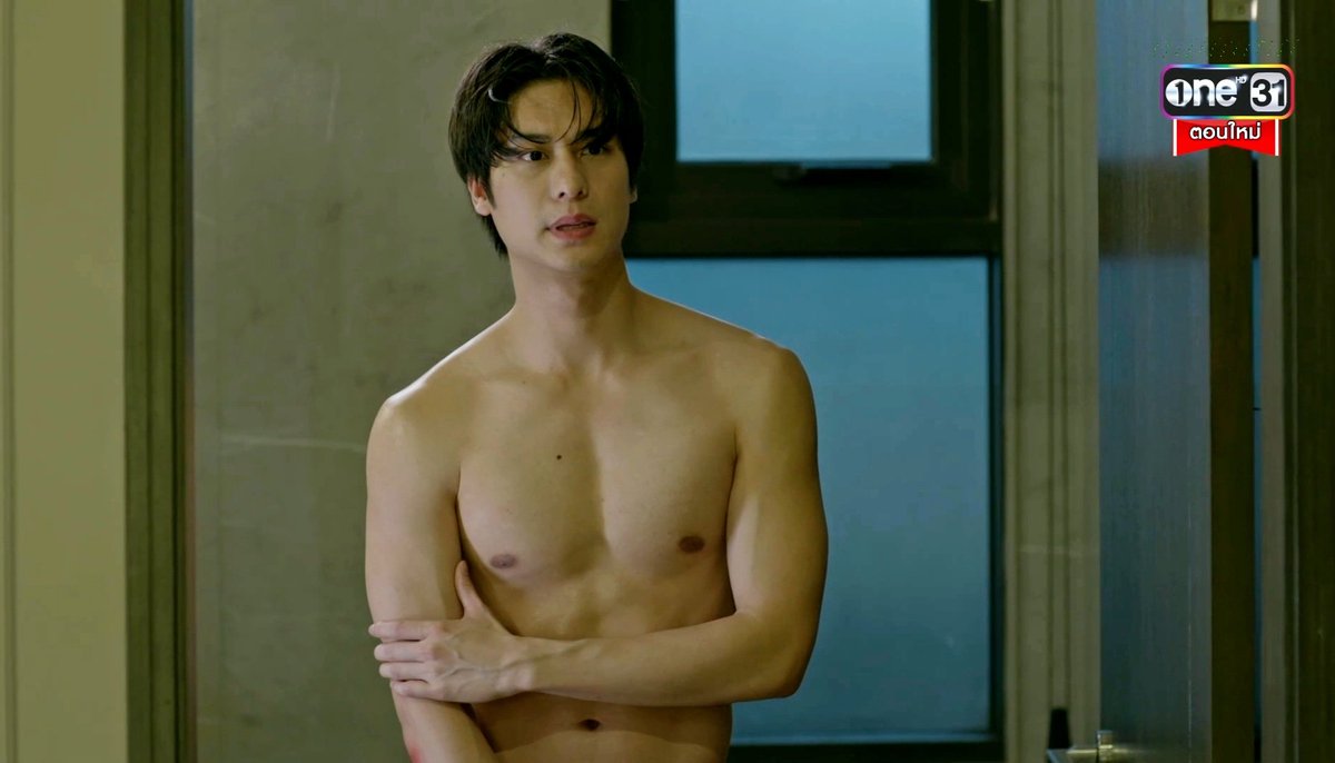 prapassron_a's tweet photo. ร่างทองของ (ออกัส) จอม 🤭🫣😍

#ความรักคือการให้EP1 https://t.co/sBBlVIMc1I