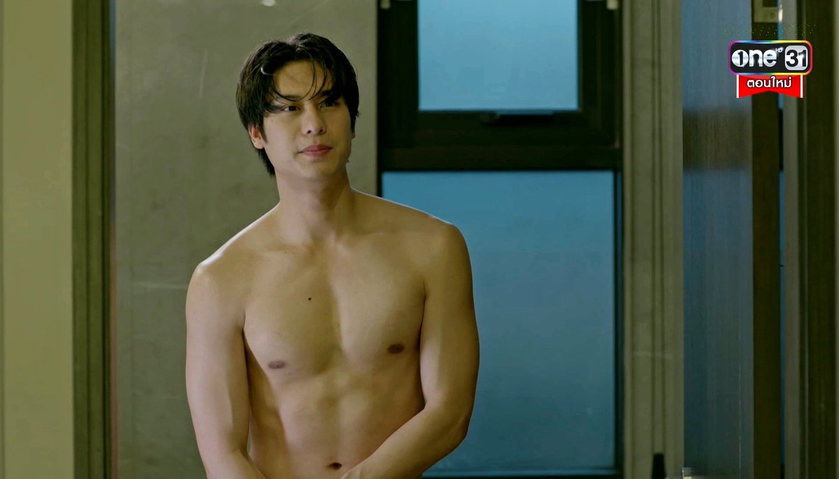 prapassron_a's tweet photo. ร่างทองของ (ออกัส) จอม 🤭🫣😍

#ความรักคือการให้EP1 https://t.co/sBBlVIMc1I