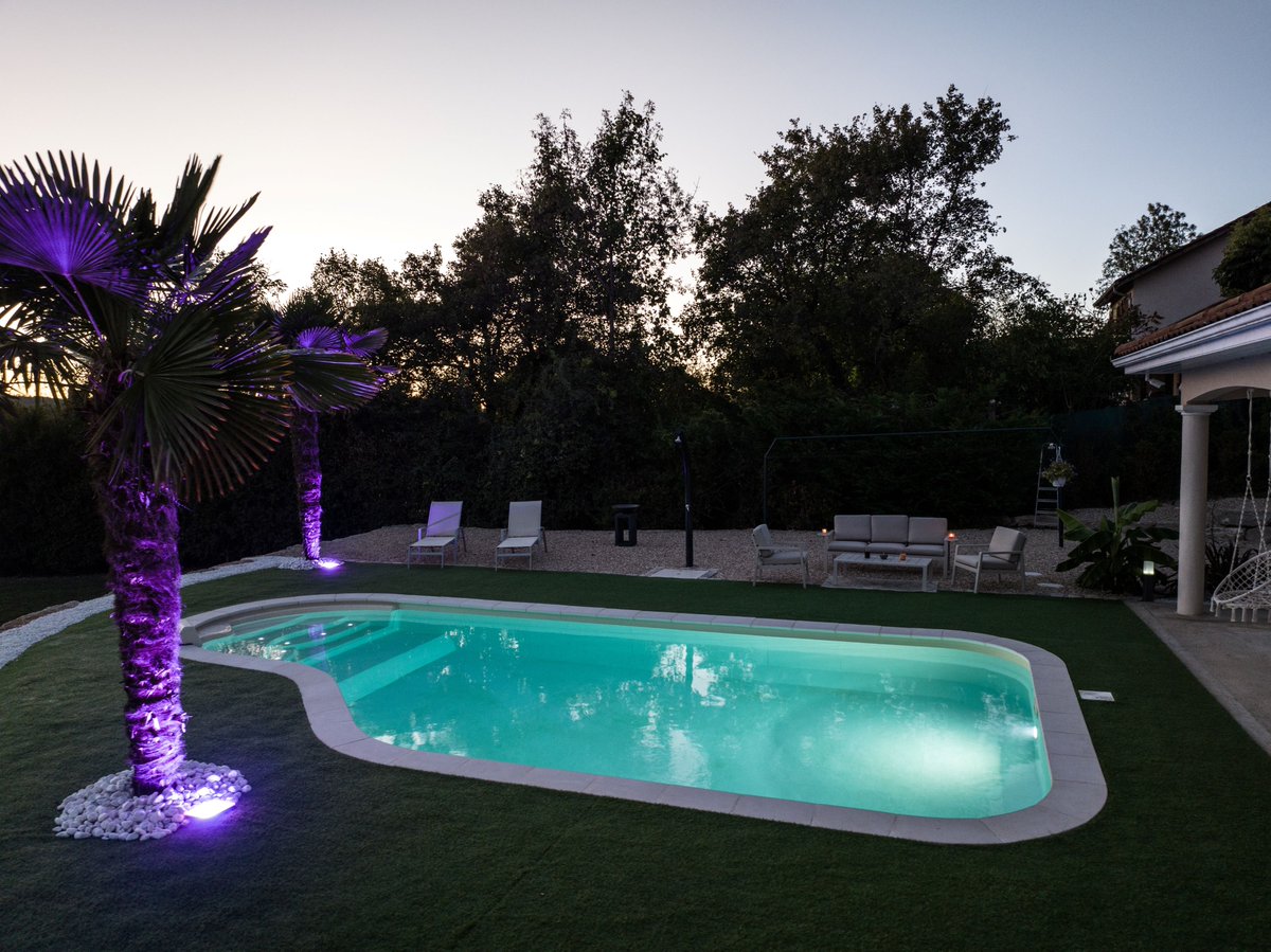 PiscinaWaterair's tweet photo. Um pouco de inspiração para a sua piscina ? 🤩
Clea by Waterair
#marpic #waterair #piscinaswaterair #piscinawaterair #piscina #piscinas #swimmingpools #swimmingpool #pool #pools #diy #diypool #diypools #pooldecor #poolsoftwitter https://t.co/zQ9OgDqvDn