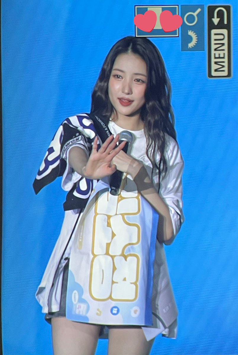 DoubleS9598's tweet image. 250314 콘서트

#여자친구 #GFRIEND
#소원 #SOWON
#신비 #SINB