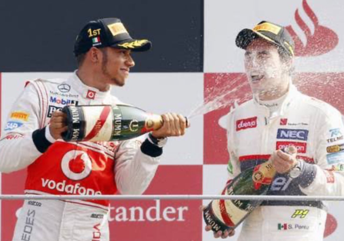 is_kaat's tweet image. Sergio a los 22 años (dos años menos que Lawson) consiguió que un piloto como Lauda se quitará la gorra ante el, adelantó a un Ferrari e hizo tres podios en un mismo año con un puñetero Sauber.
Lawson a esa edad (22 años) todavía rogaba por un asiento en F1