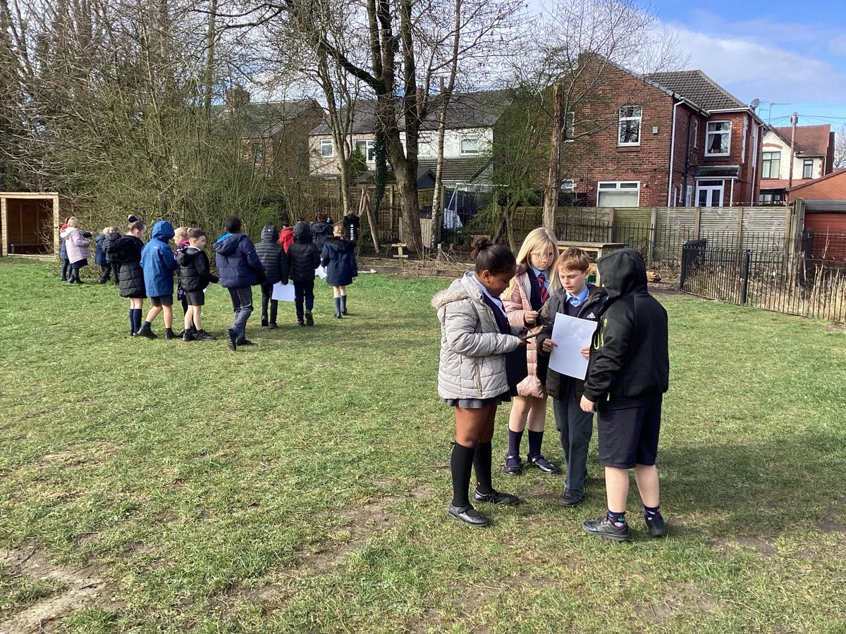 ctkrcps's tweet photo. Y3 as part of their English lesson based on ‘Out There in the Wild’ by Nicola Davies et al used Woodland Trust resources to identify trees as part of #BritishScienceWeek2025 https://t.co/LWnGk52F4M