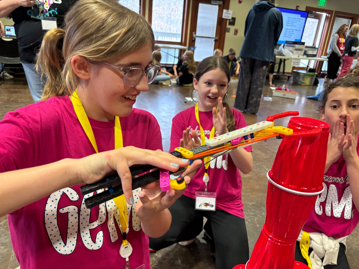 What an INCREDIBLE way to wrap up the 2025 GEMS Expo season at the Cleburne County Mountain Center-Inspiring women in STEM kicked off the day, followed by a project showcase, delicious lunch, &amp; hands-on STEM fun at 8 stations! Huge thanks to all who made this event unforgettable!