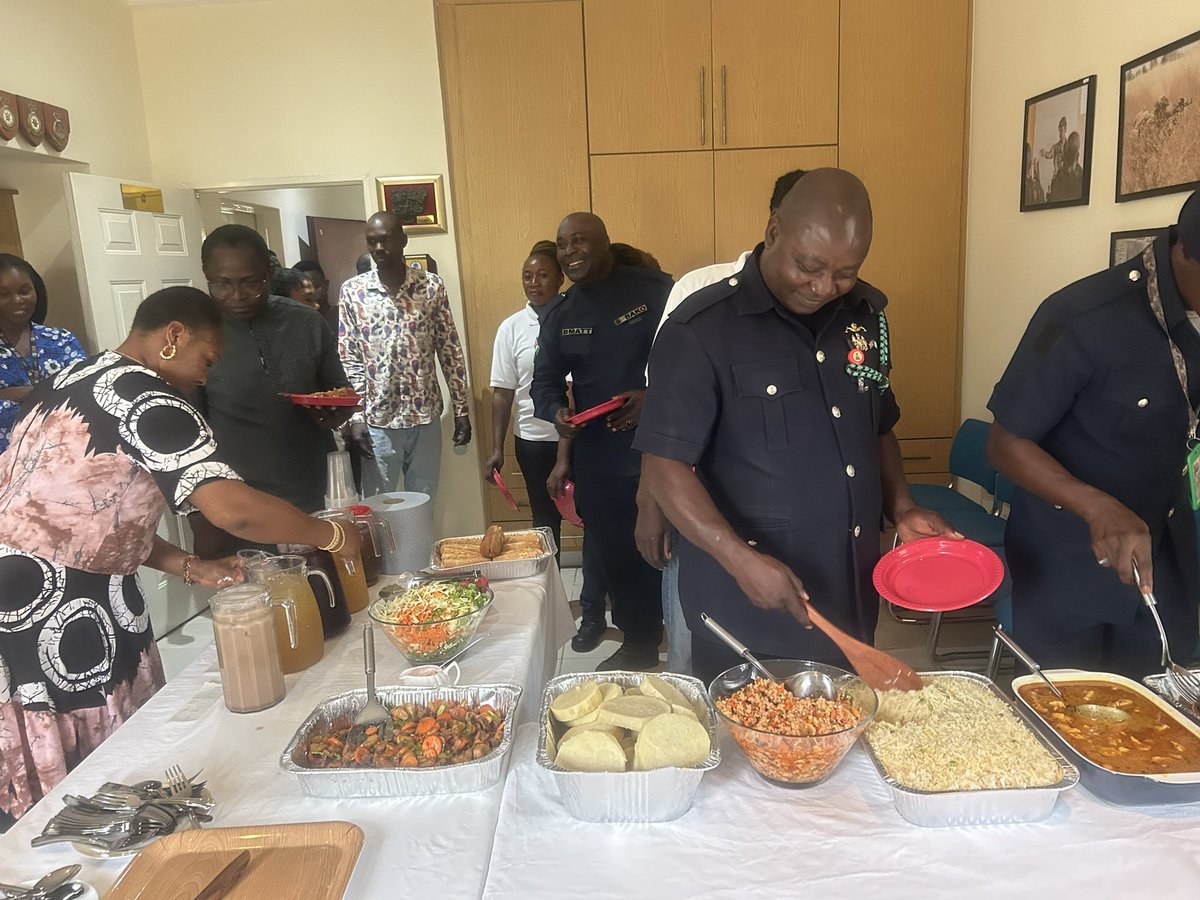 UKDefence_WA's tweet image. 3/3
When work becomes play... We had an absolute blast at our team building day, challenging ourselves and having a great time together. Thanks to our awesome team for being an inspiration every day! #TeamBuilding #TeamFun #Motivation