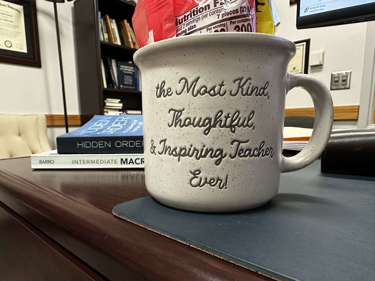 BryanPCutsinger's tweet image. One of my students from last semester dropped by my office today to give me this gift. I’m truly blessed with amazing students. Thankful everyday that I get to share my love of economics with them.