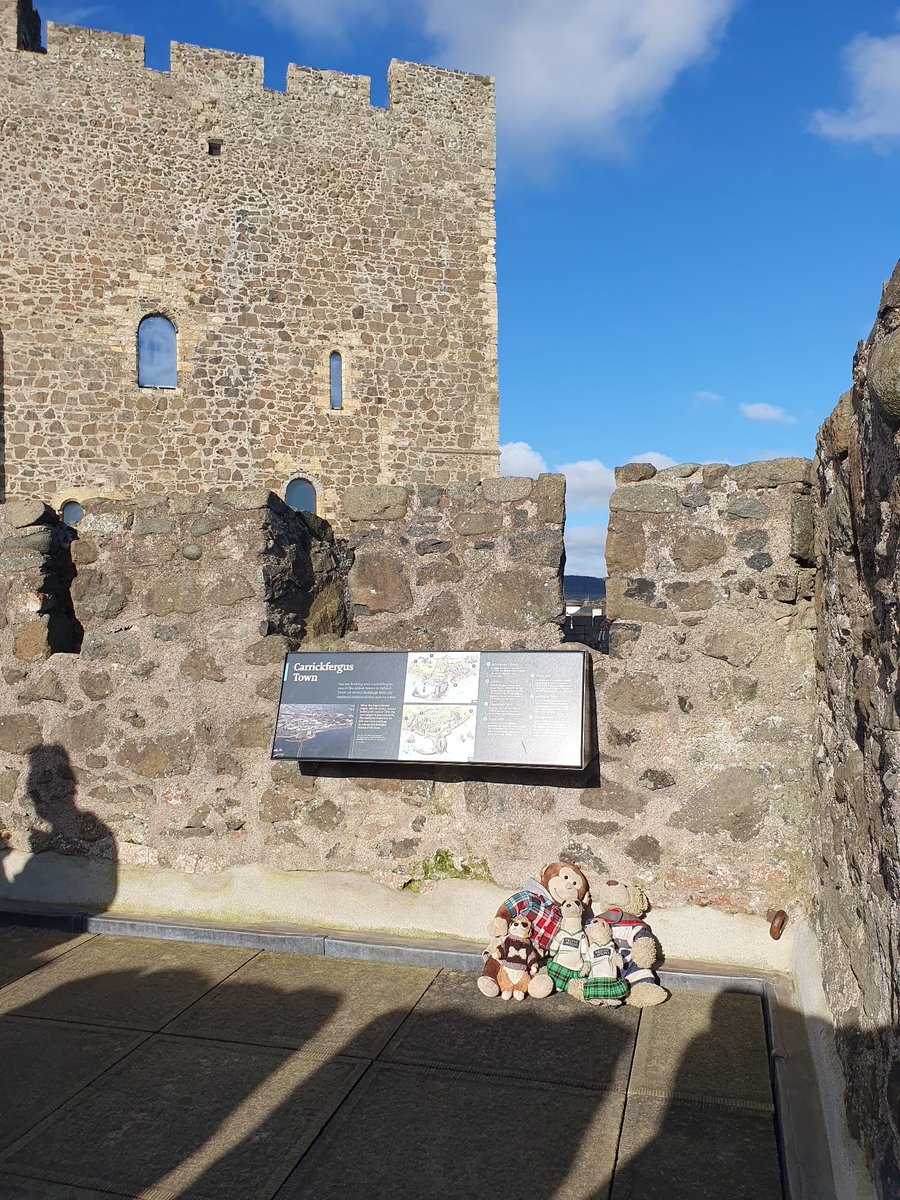 ShamusAngusMcFe's tweet image. #castle #History #Harbourfront #ireland #Brothers #holiday #holidayfun