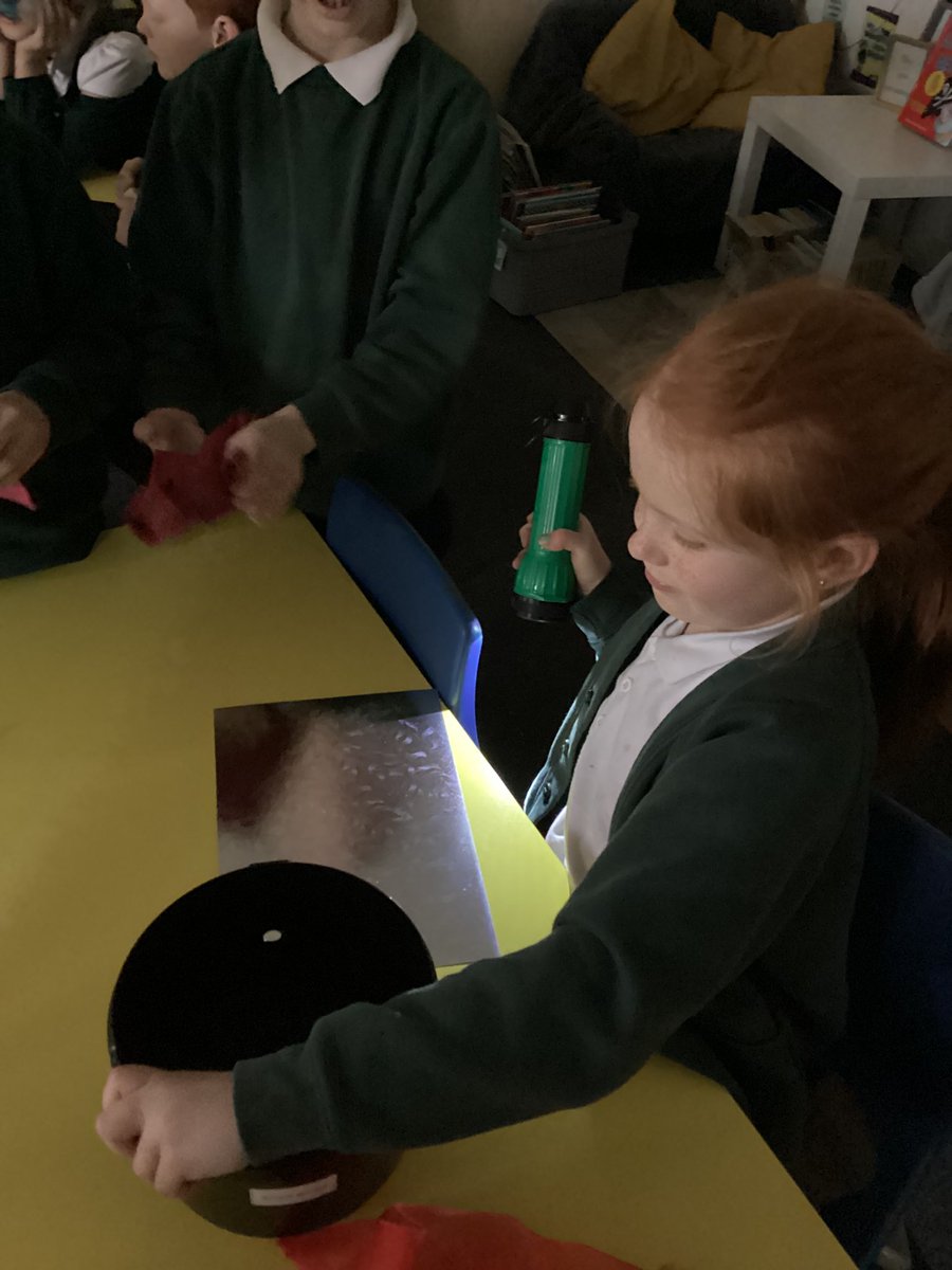 We loved the ‘Be seen, be safe’ activity for #BritishScienceWeek . The children enjoyed investigating which materials were the most reflective and which would be best to wear to keep you safe and seen in the dark 🔦 <a href="/TeamManorGreen/">Manor Green Primary #ReadyRespectfulSafe</a> <a href="/MissBorrellMG/">Miss Borrell</a>