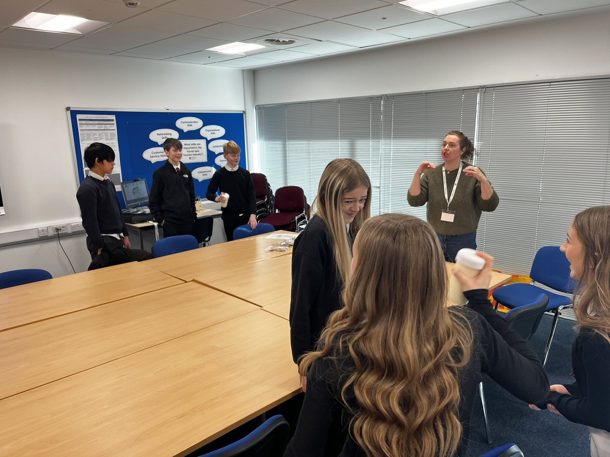 Busy day <a href="/WaidAcademy/">🌐Waid on the Web🌐</a> with sessions on cereals, dairy, potatoes, butchery with <a href="/BowhouseButcher/">Butchery at Bowhouse</a> bees and vegetables. 120 x S2 engaged with all the sessions and the morning flew past.  Thank you to those who provided the sessions and to Waid for inviting us in 👏👏#farmtofork