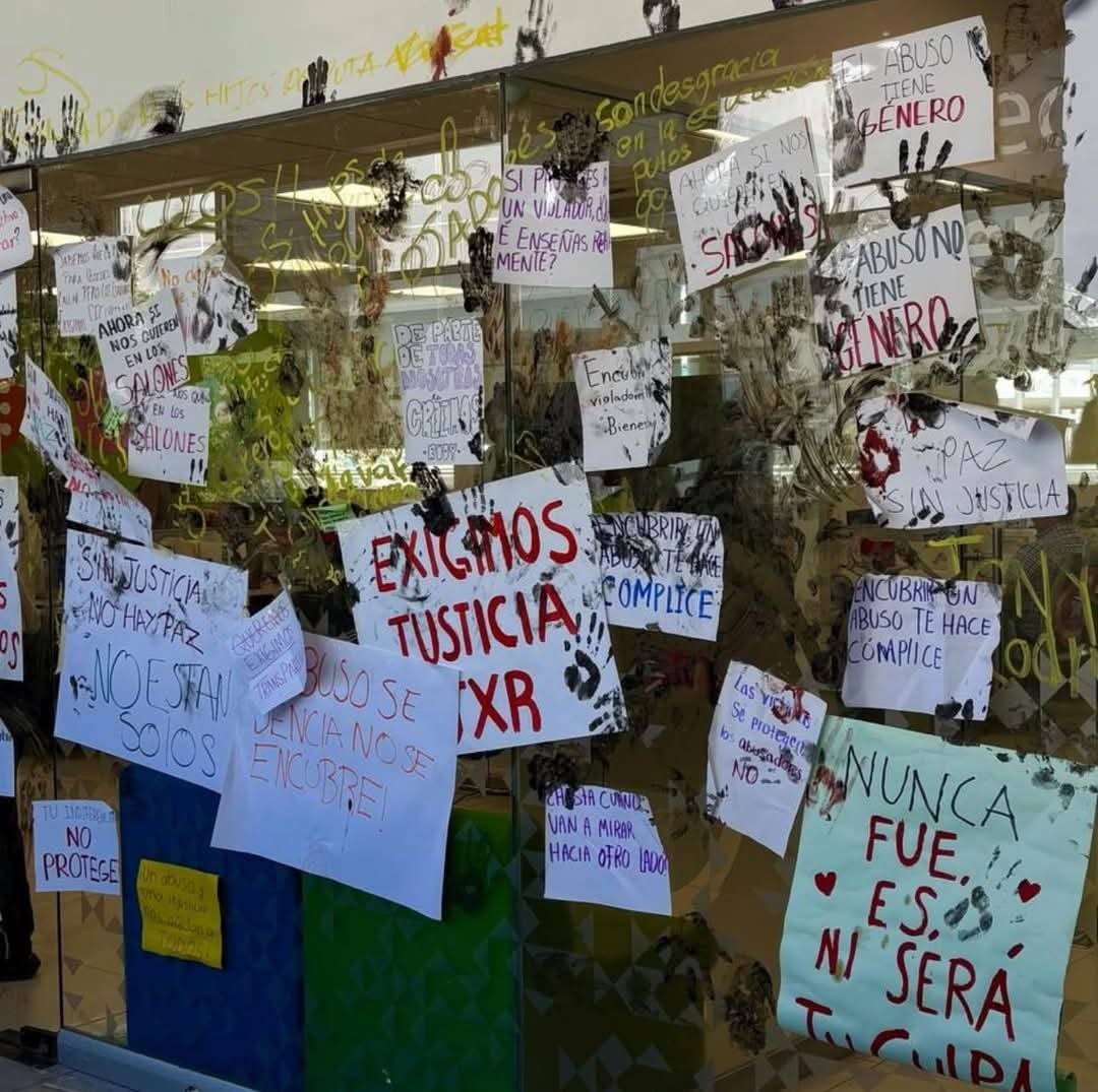 Panda del Amor. tweet media