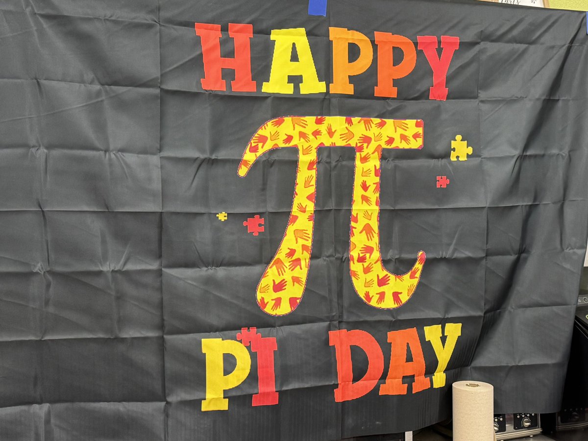 lindemuthccsd's tweet photo. A big thank you to our #GMS #mathdepartment for pies on #PiDay. ❤️ https://t.co/cdAoYBDcZZ