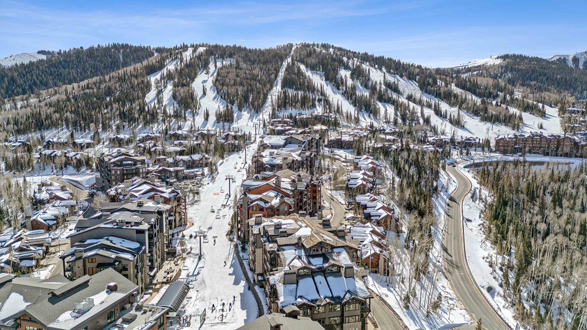 Welcome to Empire Chalet at Flagstaff Lodge—where refined mountain living meets effortless ski access. This luxury residence offers direct ski-in, ski-out access to Deer Valley’s pristine slopes, elegant alpine interiors, and access to private lodge amenities. Your next elevated