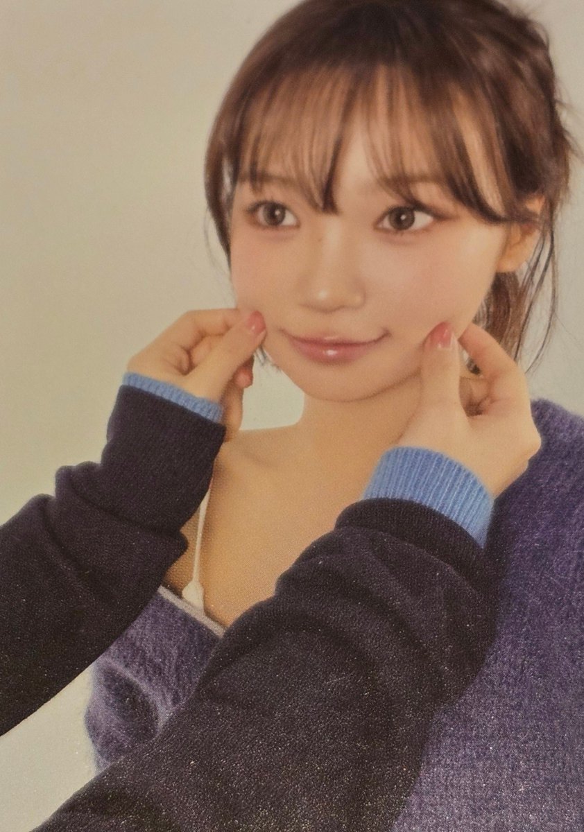kim chaewon pics 🎉 tweet media