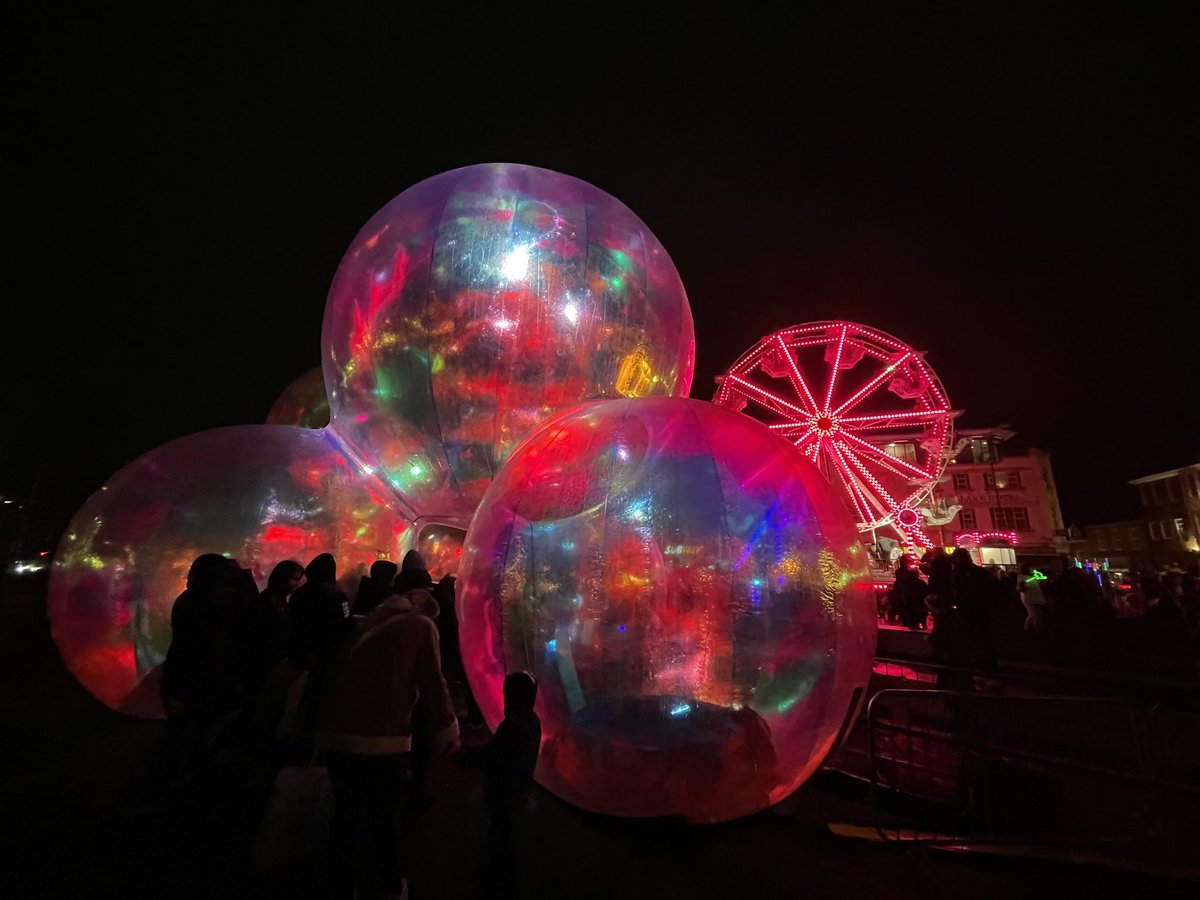 Gregpage6's tweet photo. Despite the wet n cold, it’s certainly colourful here in Leicester tonight #lightupleicester

https://t.co/yYciB9Vvn9 https://t.co/YV0MMSgNfX