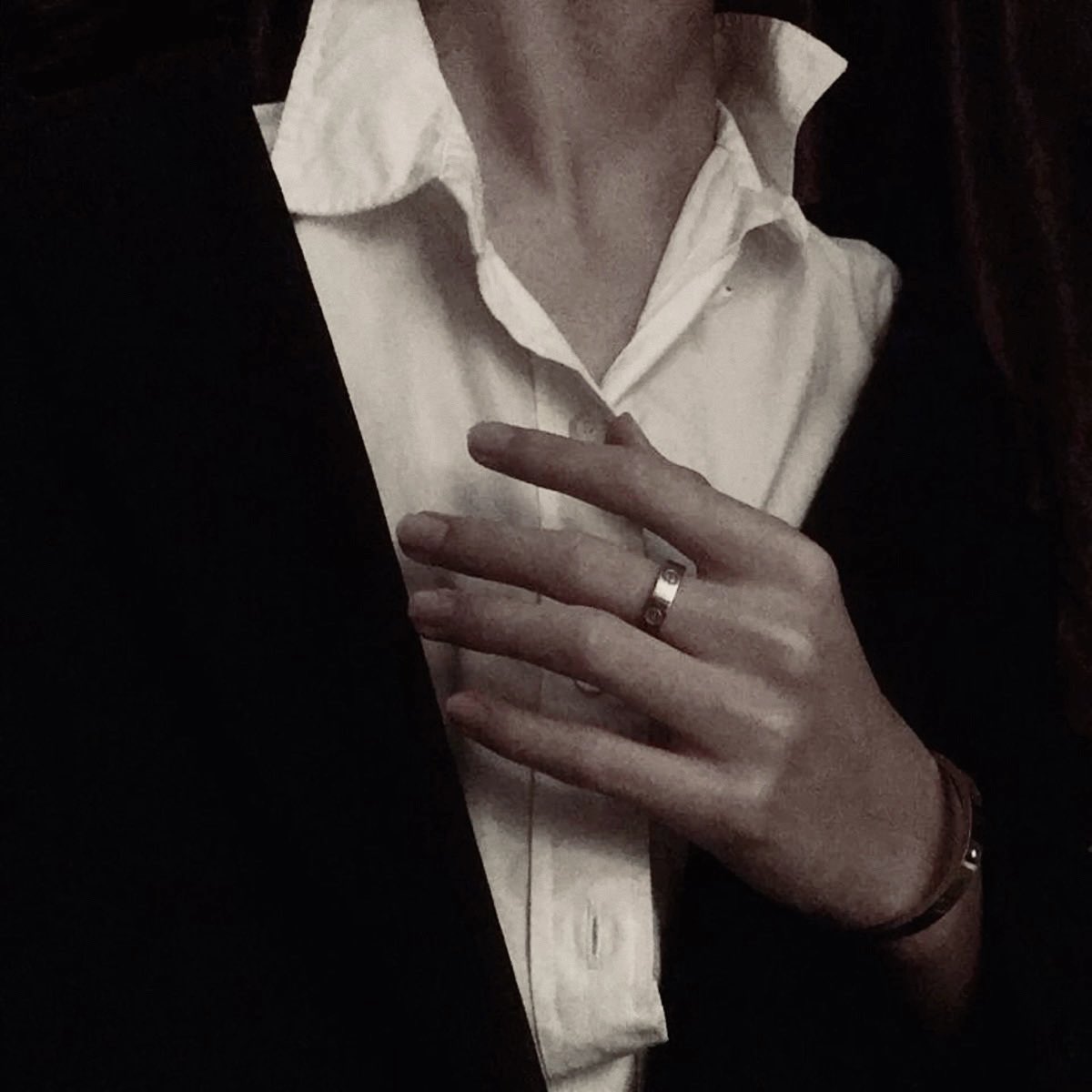 bl00dyAftergl0w's tweet photo. ─────── • ✤ • ───────
                  𝓲𝓷𝓯𝓸 𝓲𝓷 𝓪𝓵𝓽. 𝓽𝓮𝔁𝓽 https://t.co/KGG6rx90m8