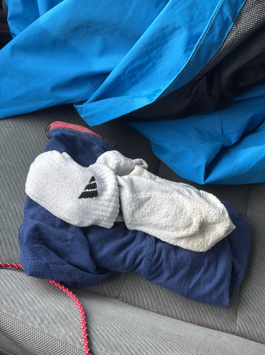 DavisBigBusch's tweet image. Had to use the emergency underwear and socks I put in my trunk 4 years ago today. No I didn’t shit myself either #sweatyballs