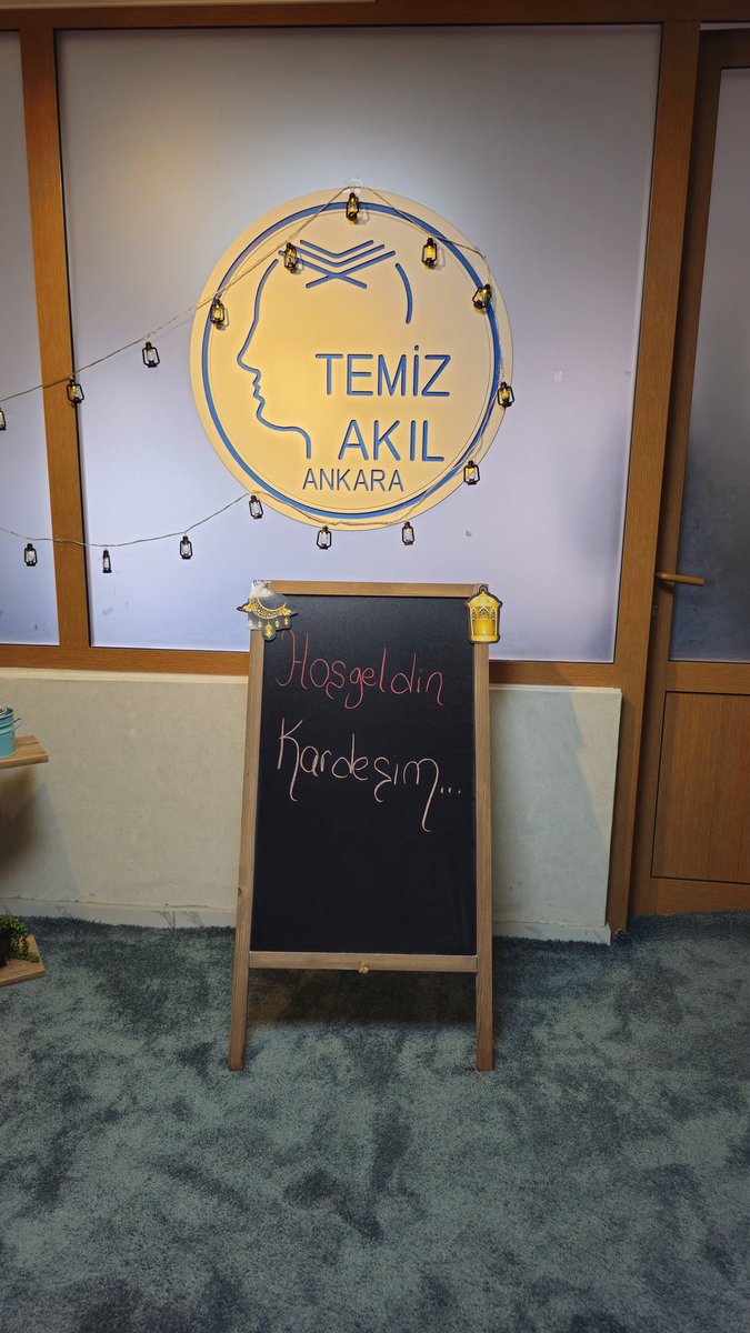 temizakil06's tweet photo. "İftar sofralarında buluşmaya, kardeşliğimizi güçlendirmeye devam ediyoruz! 🍽️🌙"

Temiz Akıl Ankara olarak, bu mübarek ayın bereketini birlikte yaşamaya devam ediyoruz. Rabbimiz, bizi razı olduğu kullarından eylesin. 🤲✨

#RamazanBereketi 
@ramazanheyecani https://t.co/arHjFYbKjv