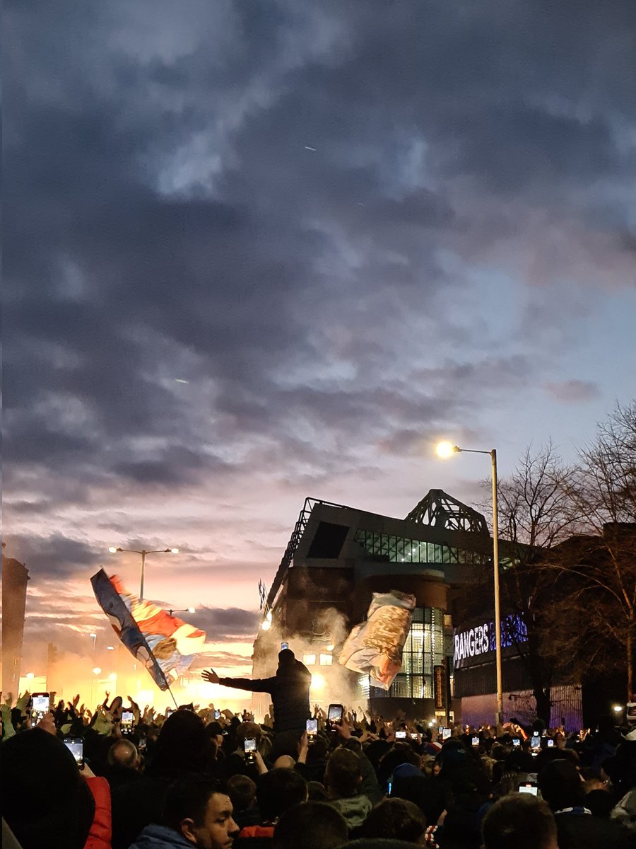 Absolutely love the photos I managed to capture last night on the <a href="/UnionBears_07/">Union Bears</a> fan March to Ibrox for <a href="/RangersFC/">Rangers Football Club</a> against <a href="/Fenerbahce/">Fenerbahçe SK</a>