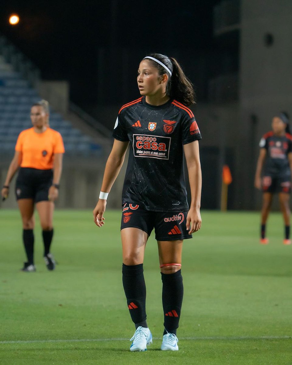 - Galardões Cosme Damião 

💫 Joana Silva e Lara Martins estão nomeadas para o Revelação Futebol Feminino.