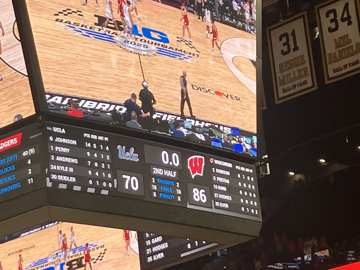 bbmind's tweet image. Badgers advance to Big-10 semifinals vs Michigan State tomorrow.
