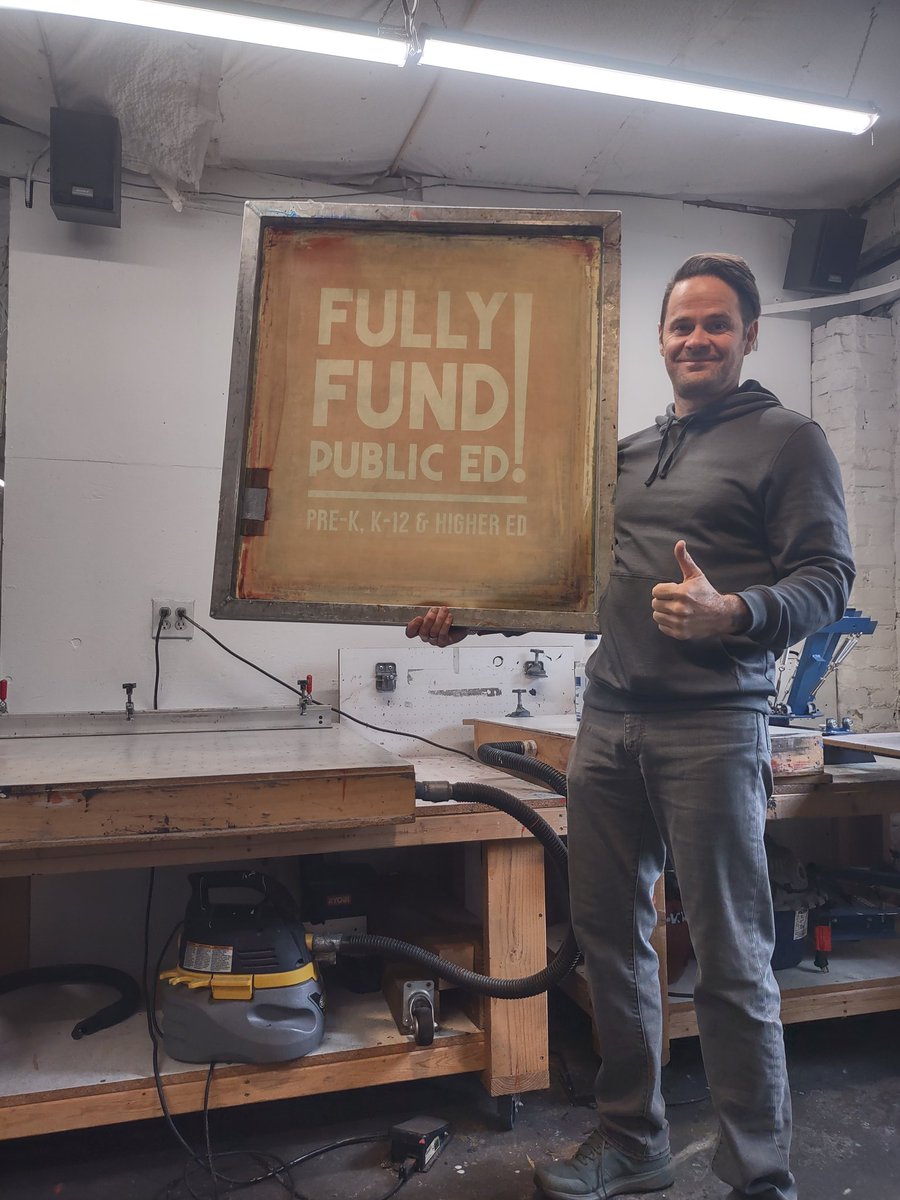 Getting ready for an <a href="/AFTunion/">AFT</a> art build this weekend