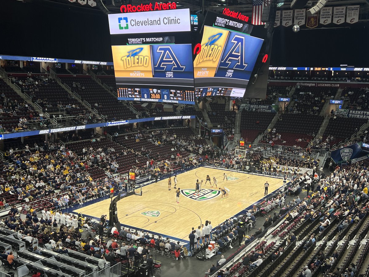 740JZD's tweet photo. #MACTION
#LetsGoZips 🦘 https://t.co/1qxrtbeWVC