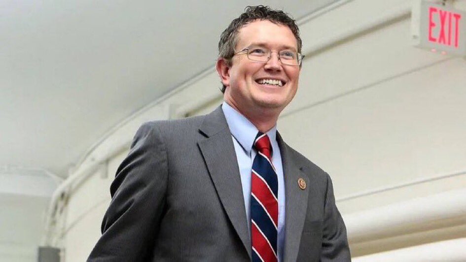 ultrapepemqtt's tweet image. JUST IN: 🇺🇸 Congressman Thomas Massie reintroduces bill to abolish the Federal Reserve.