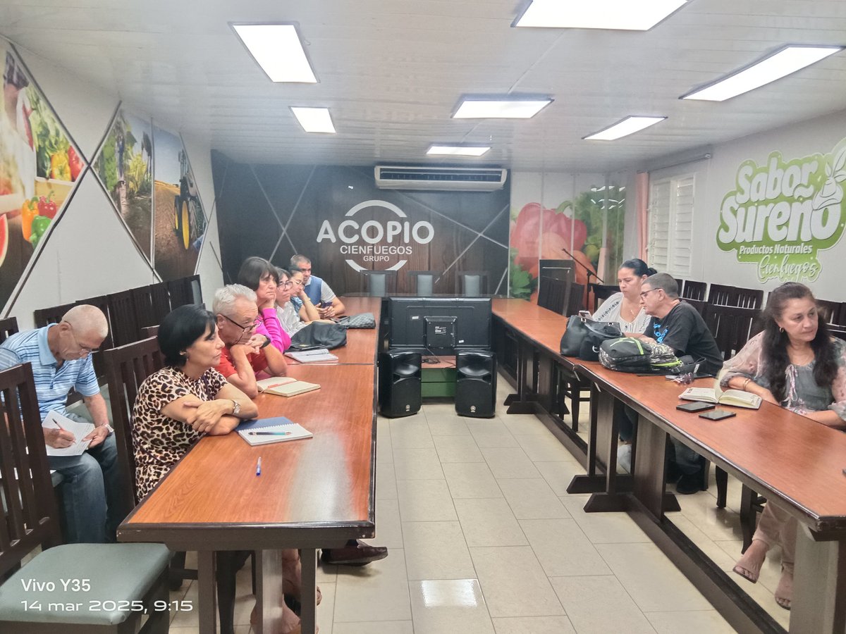 MayrelFuentes's tweet photo. Sesiona en #Acopio, el frente de Producción de alimentos del Polo Científico de #Cienfuegos. Resultados de los proyectos asociados al Programa Territorial Seguridad alimentaria. @ArmandoRguezB @adianez_taboada @AndreaArmasRodr @CienfuegosCitma @citmacuba @CitmacfgDeleg https://t.co/3ffXkgla3d