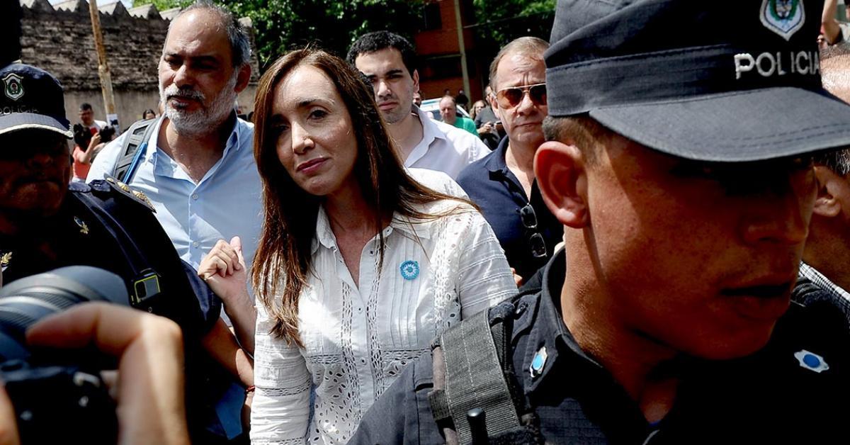 RealpolitikOK's tweet photo. Una fundación denunció amenazas de muerte contra Victoria Villarruel por parte de usuarios libertarios https://t.co/O3Vv4umifQ https://t.co/xs9Jk4Y0k7