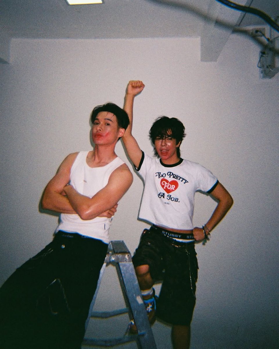 BillybabeTW's tweet photo. 📆 20250314
IG:https://t.co/CfR1YMKoco🐽✨🩵

Analog vibes 📸🖤 

#babiibabe #bbil1ypn #BillyBabe https://t.co/WkxUjy51Fk