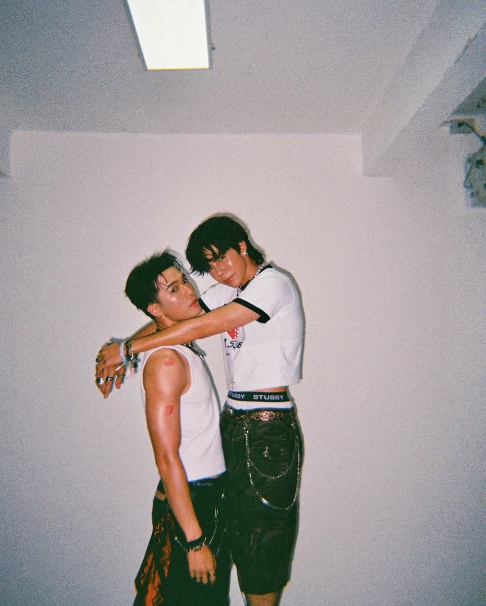 BillybabeTW's tweet photo. 📆 20250314
IG:https://t.co/CfR1YMKoco🐽✨🩵

Analog vibes 📸🖤 

#babiibabe #bbil1ypn #BillyBabe https://t.co/WkxUjy51Fk