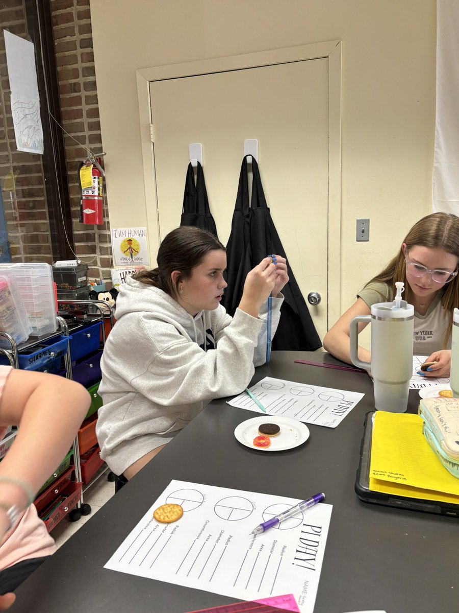 Mrs. Hawk PLTW KJH tweet media