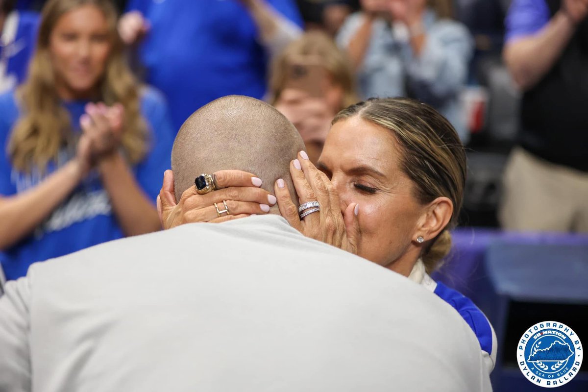 apaigee90's tweet image. Miss Lee Anne Pope is wearing his championship ring 💙🥹
Shoutout to @DylanBallard_UK for capturing the best pictures!