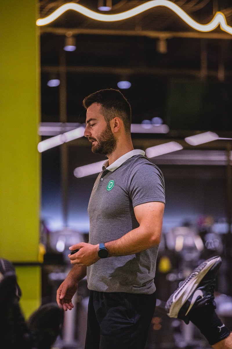 FSMETTA's tweet photo. Pirms jaunās sezonas uzņemam spēkus Lemon Gym. Paldies Lemon Gym par iespēju mūsu jaunajiem futbolistiem turpināt attīstīt sevi ārpus futbola laukuma. 💪💚

#fsmetta #lemongym https://t.co/lNTcIwOvnr